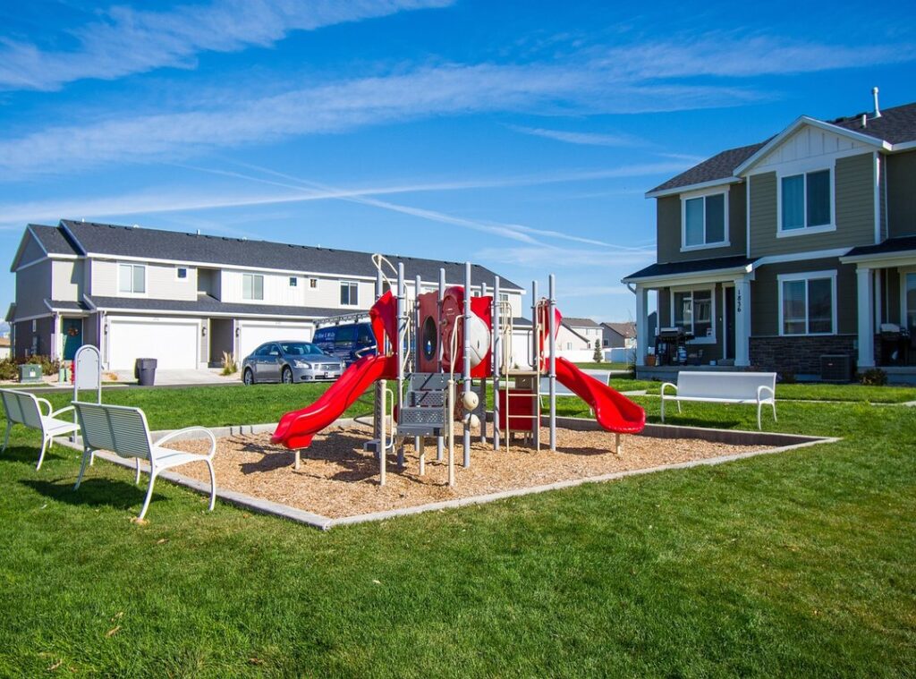 choosing neighborhood real estate